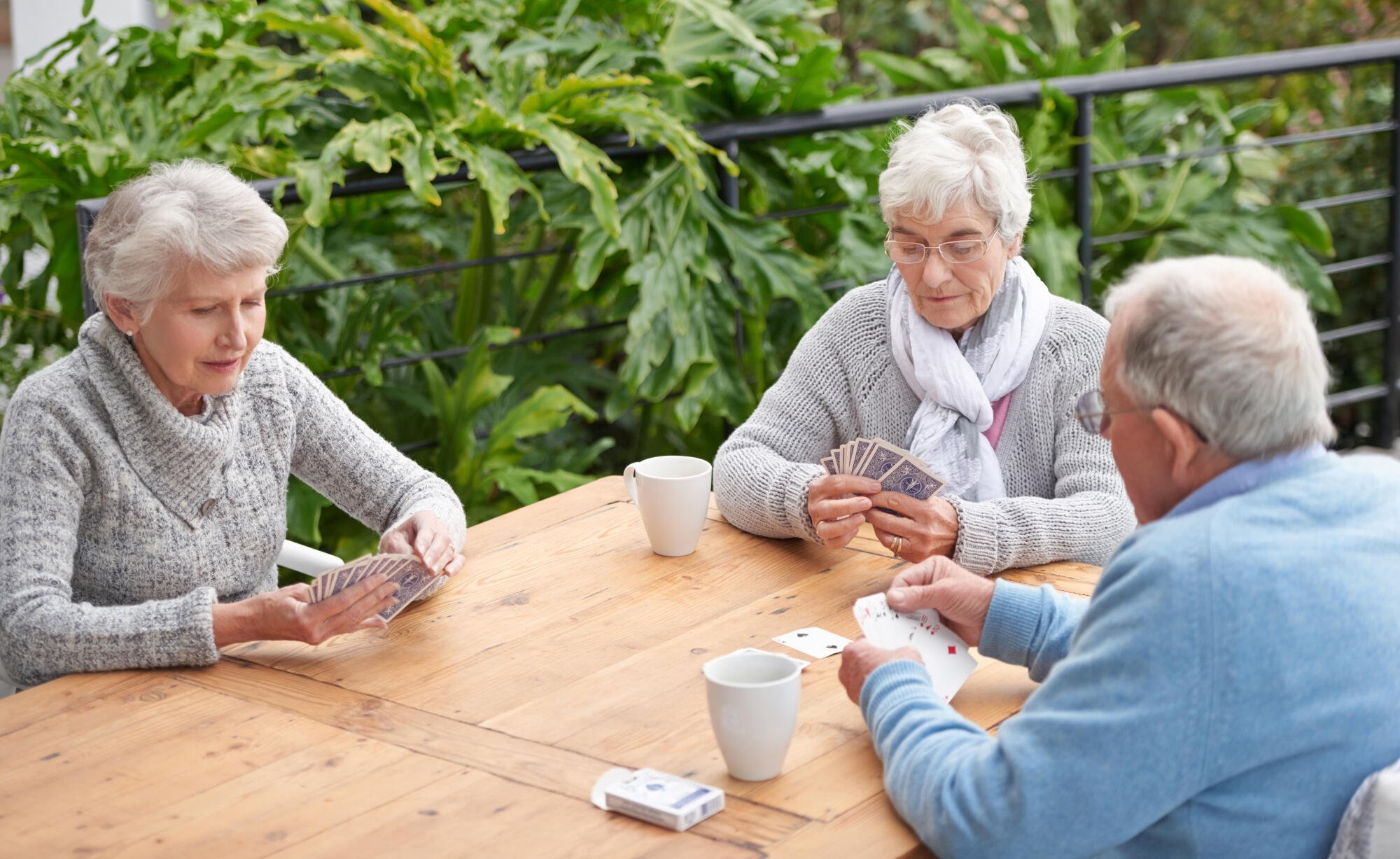 Elderly-people-card-games-and (1)